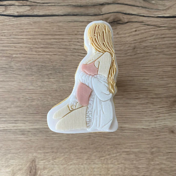 BABY 39 - Schwangere Frau (Ausstechform und Stamp)