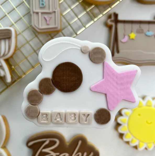 BABY 72 - Baby Schnullerkette (Ausstechform und Stamp)