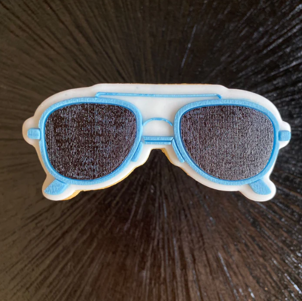 HEROE 6 - Brille (Ausstechform und Stamp)