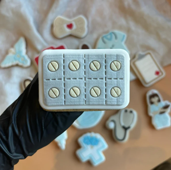 KRANKENSCHWESTER 14 - Medikamente (Ausstechform und Stamp)
