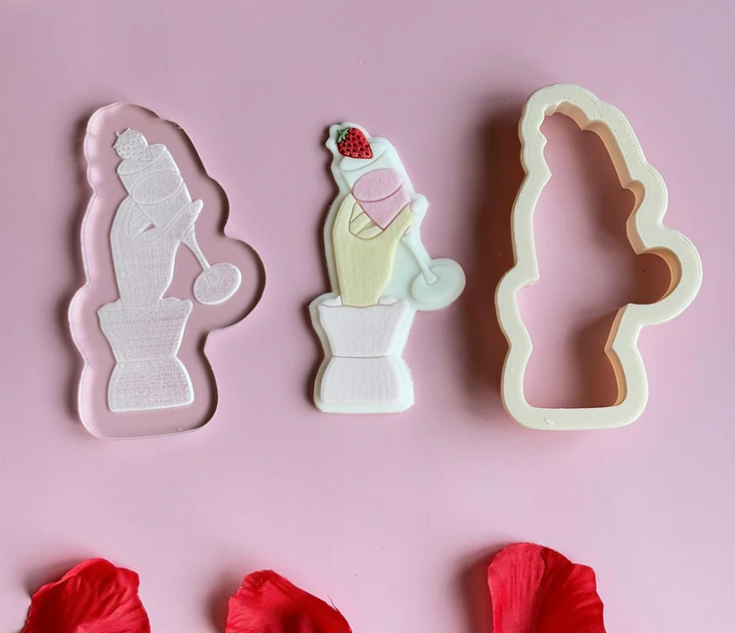 VALENTINSTAG 38 - Handgehaltener Cocktail (Ausstechform und Stamp)