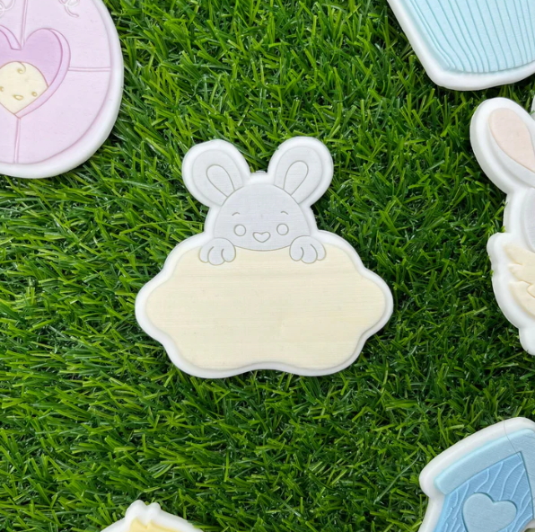 OSTERN 32 - Kaninchen mit Schild (Ausstechform und Stamp)