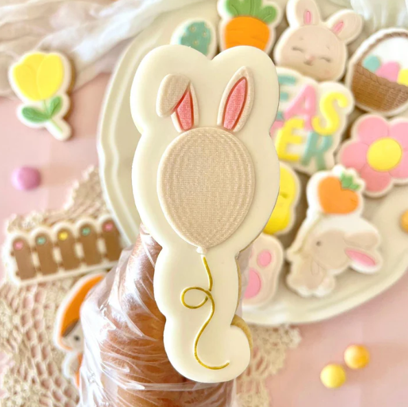 OSTERN 70 - Ballon mit Hasenohren (Ausstechform und Stamp)