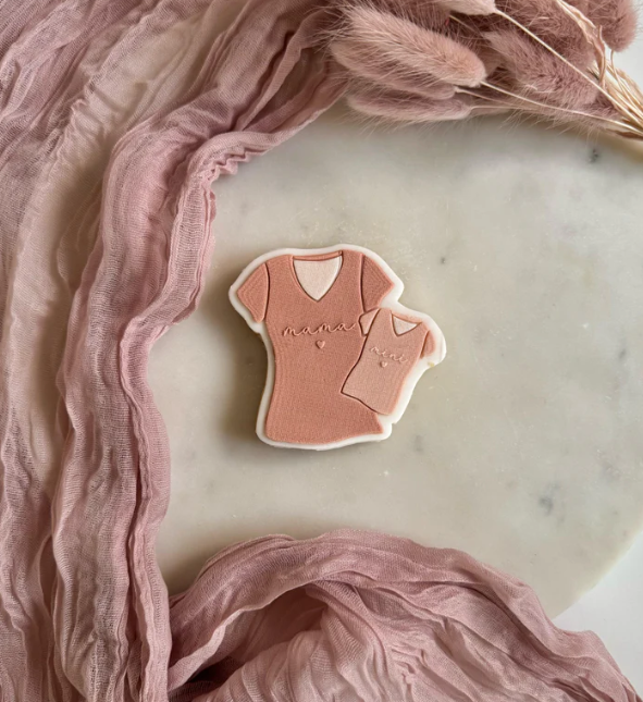 MUTTERTAG - 44 Mama Mini Shirts (Ausstechform und Stamp)