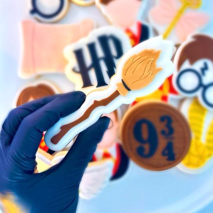 HARRY POTTER 9 - Besen (Ausstechform und Stamp)