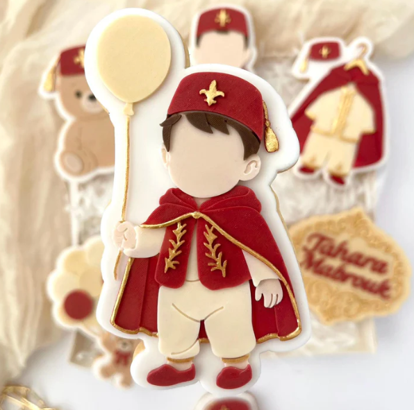 BESCHNEIDUNG 11 - Kleiner Junge mit Umhang und Ballon (Ausstechform und Stamp)