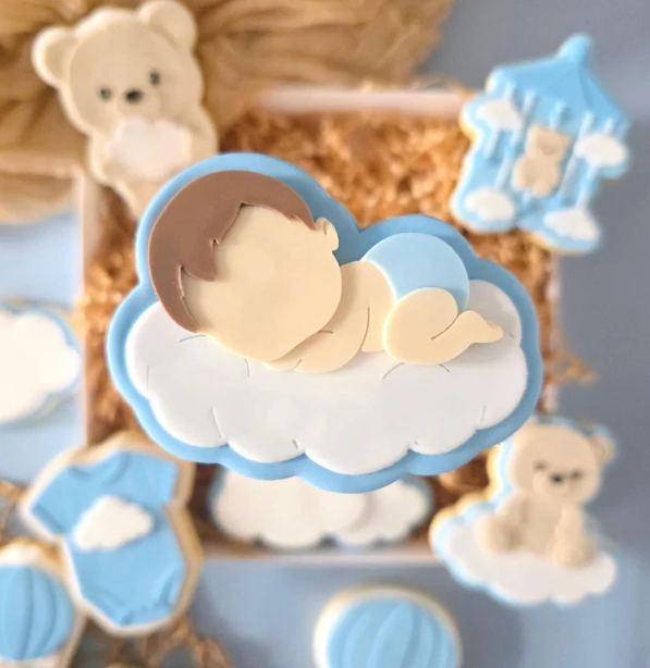 WOLKENBÄR 3 - Baby auf einer Wolke