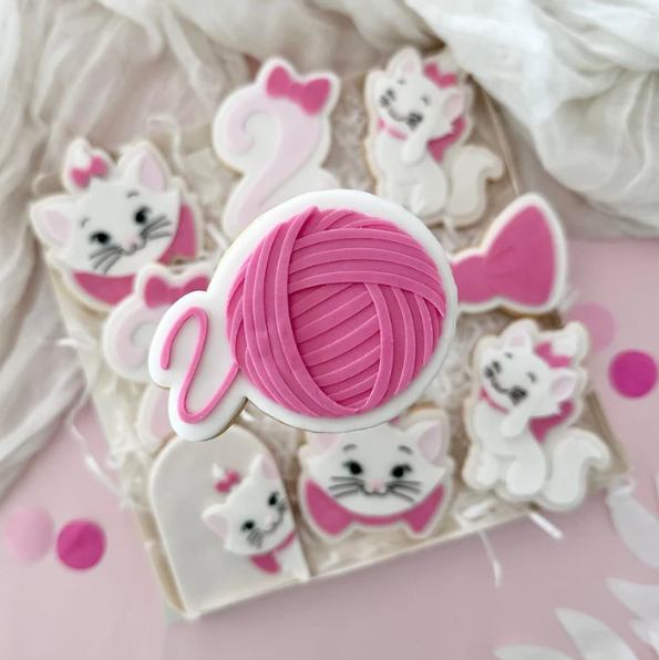 ARISTOCATS 4 - Katzenball