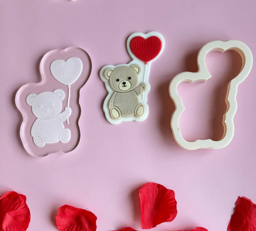 VALENTINSTAG 16 - Teddybär mit Ballon (Ausstechform und Stamp)