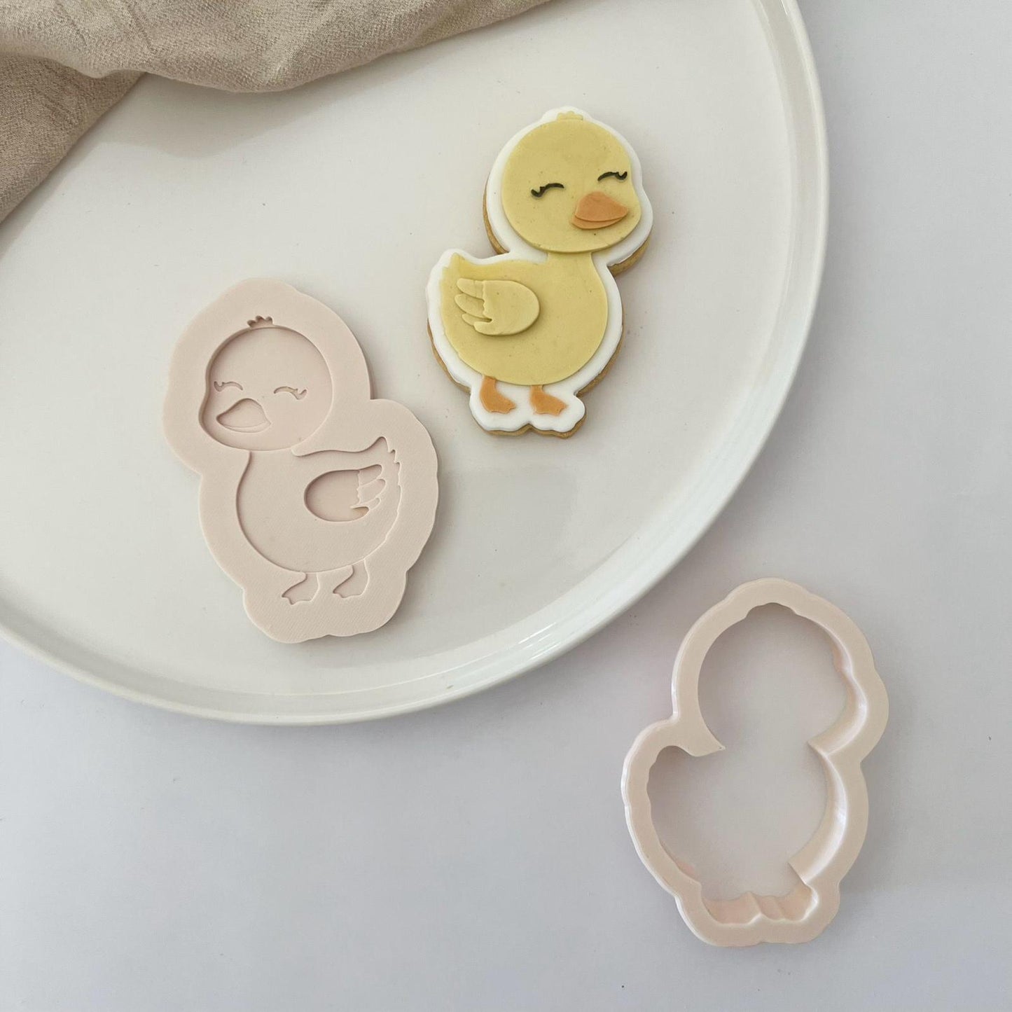 BAUERNHOF (2) 7 - Küken (Ausstechform und Stamp)