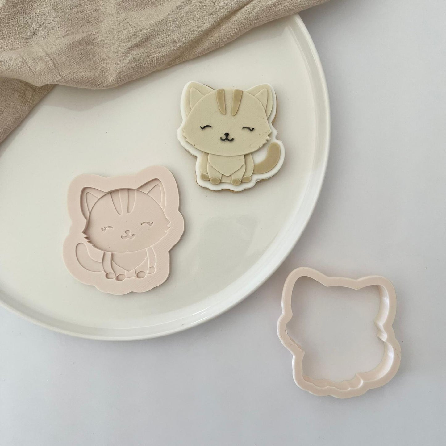 BAUERNHOF (2) 3 - Katze (Ausstechform und Stamp)