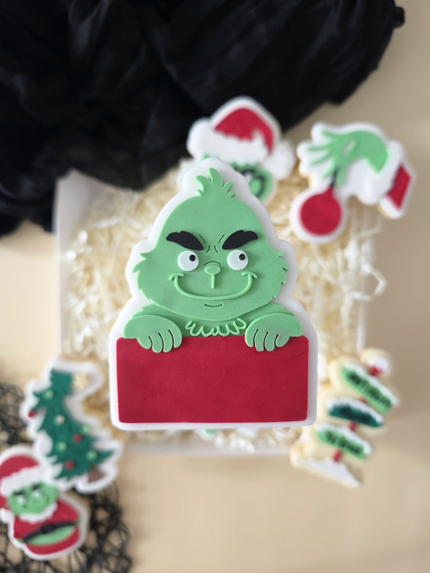WEIHNACHTEN 2025 - 45 Grinch mit Namensrahmen