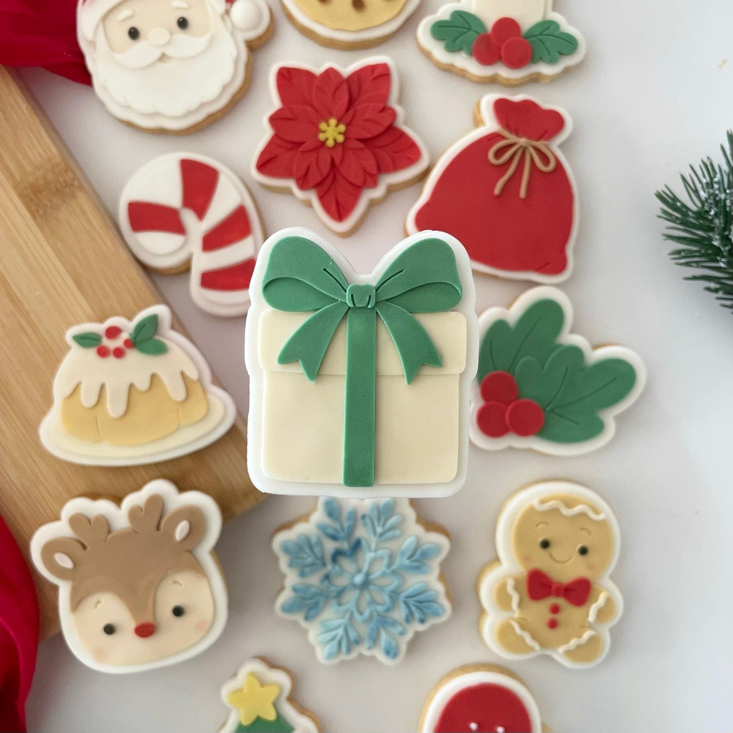 WEIHNACHTEN 2025 - 160 Geschenk - MINI