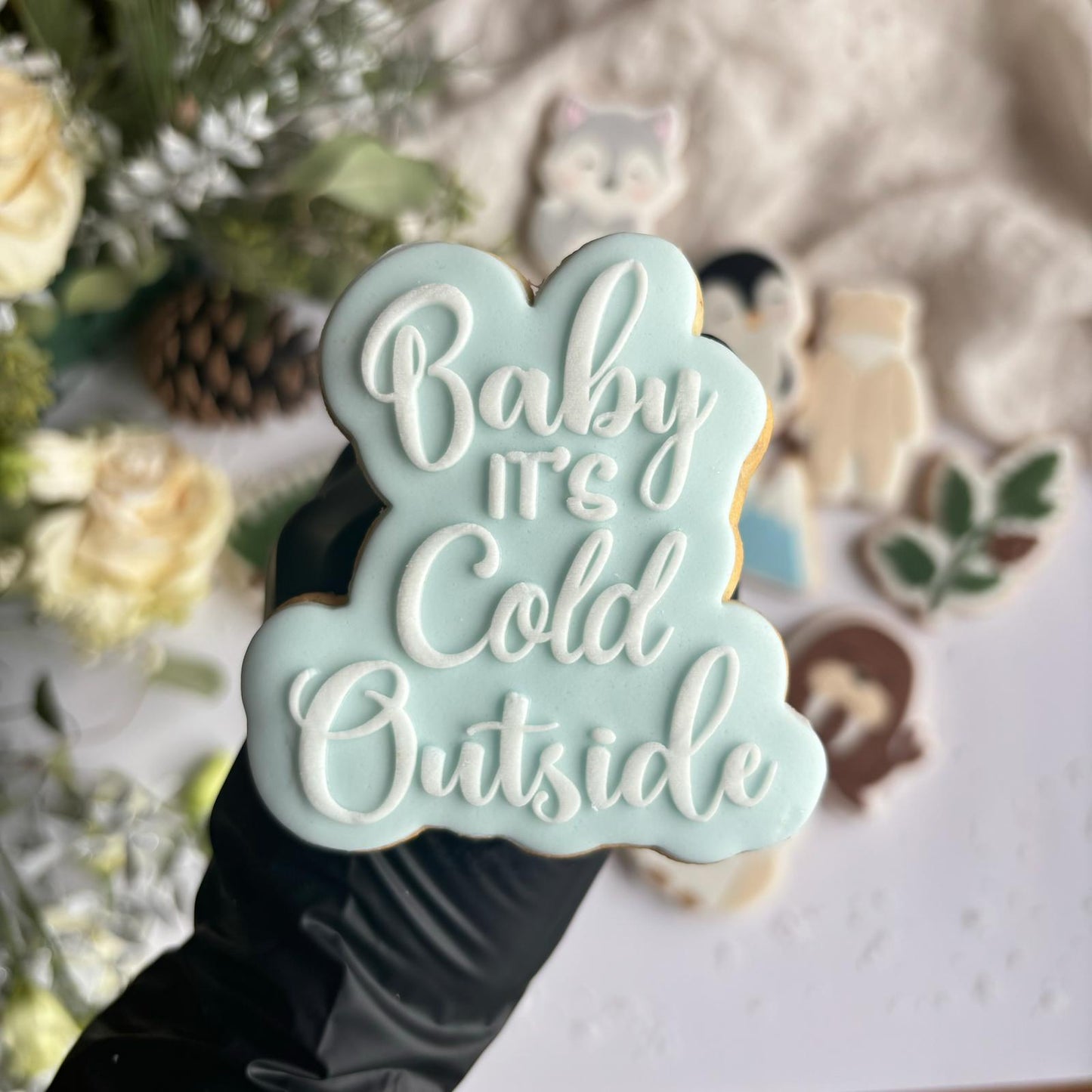 WINTERTIERE 16 - Baby, es ist kalt draußen (Ausstechform und Stamp)
