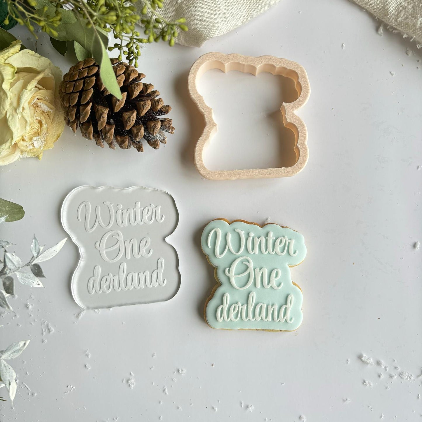 WINTERTIERE 18 - Winter One Derland (Ausstechform und Stamp)