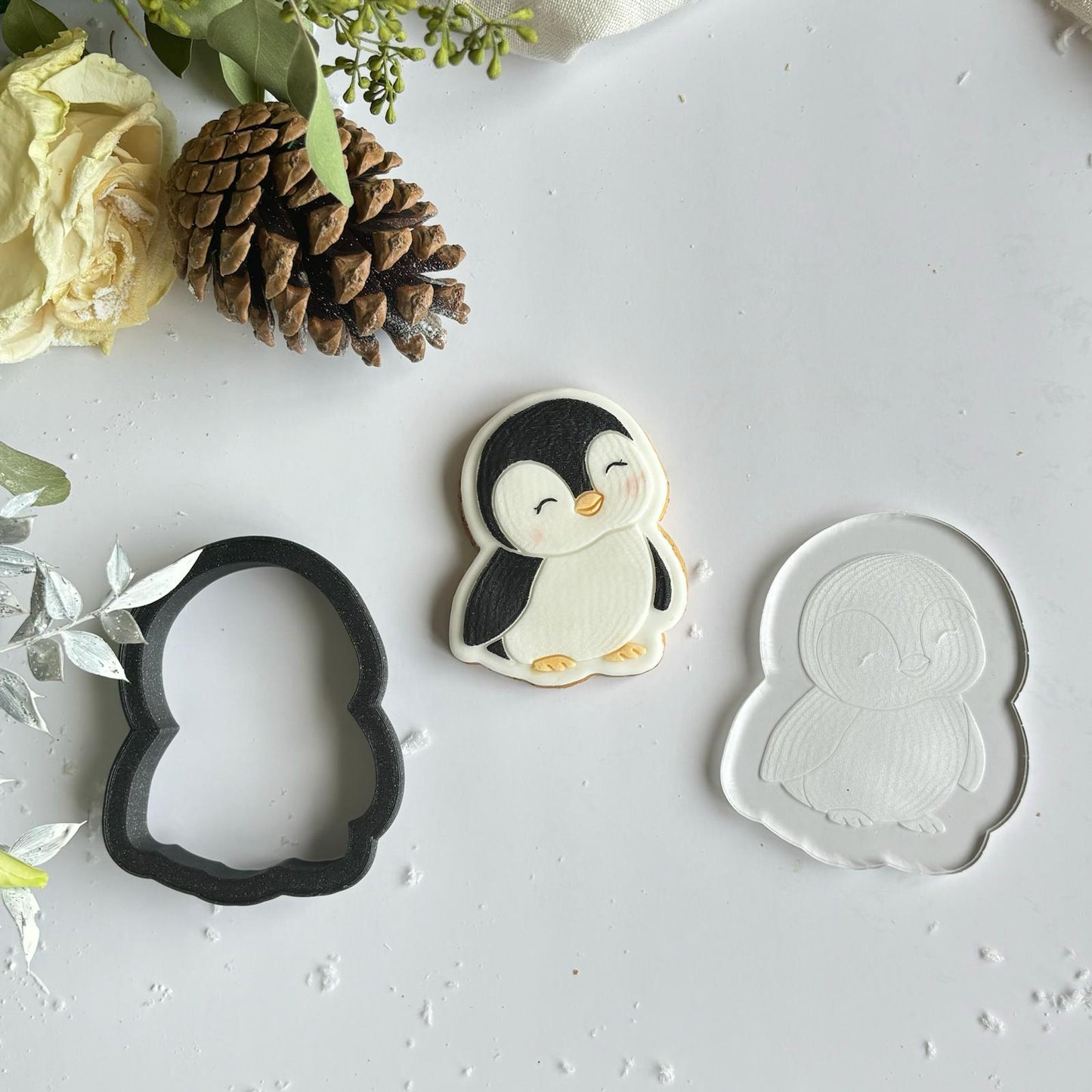 WINTERTIERE 7 - Pinguin (Ausstechform und Stamp)