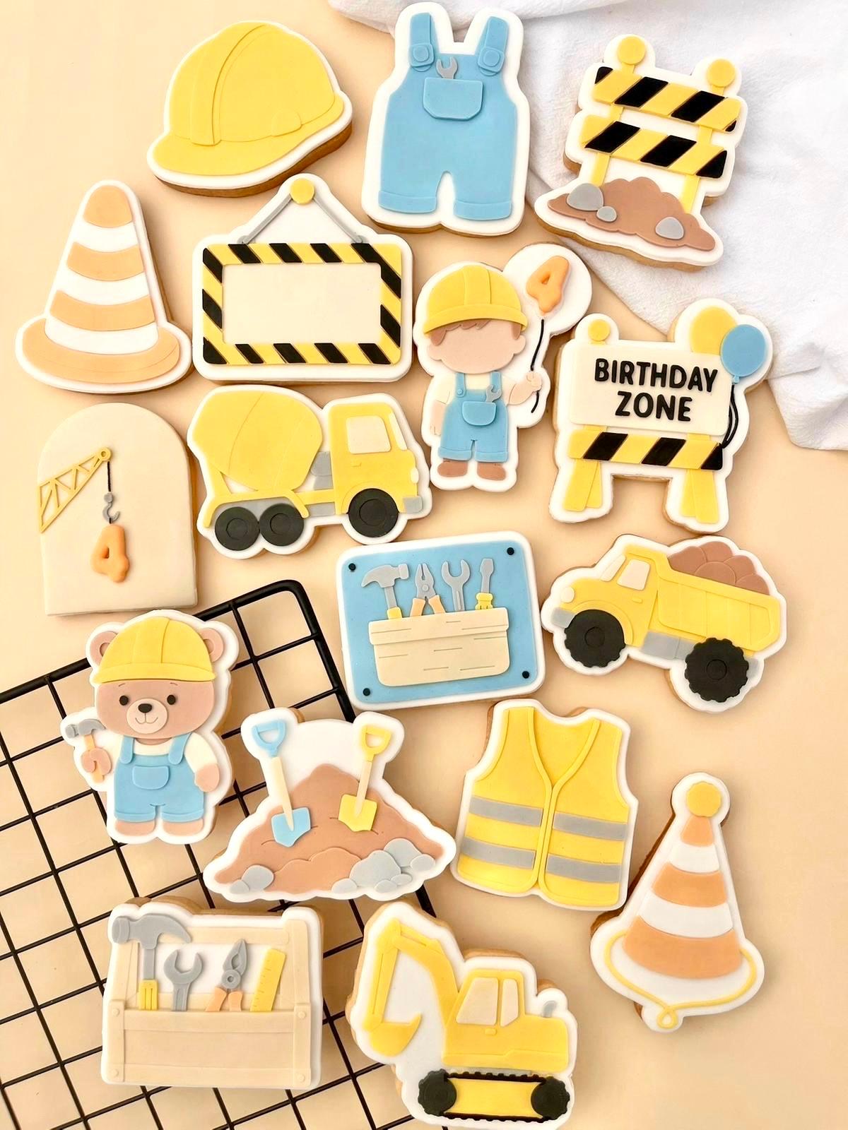 KLEINE BAUSTELLE 2 Ausstechform und Stamp KOLLEKTION
