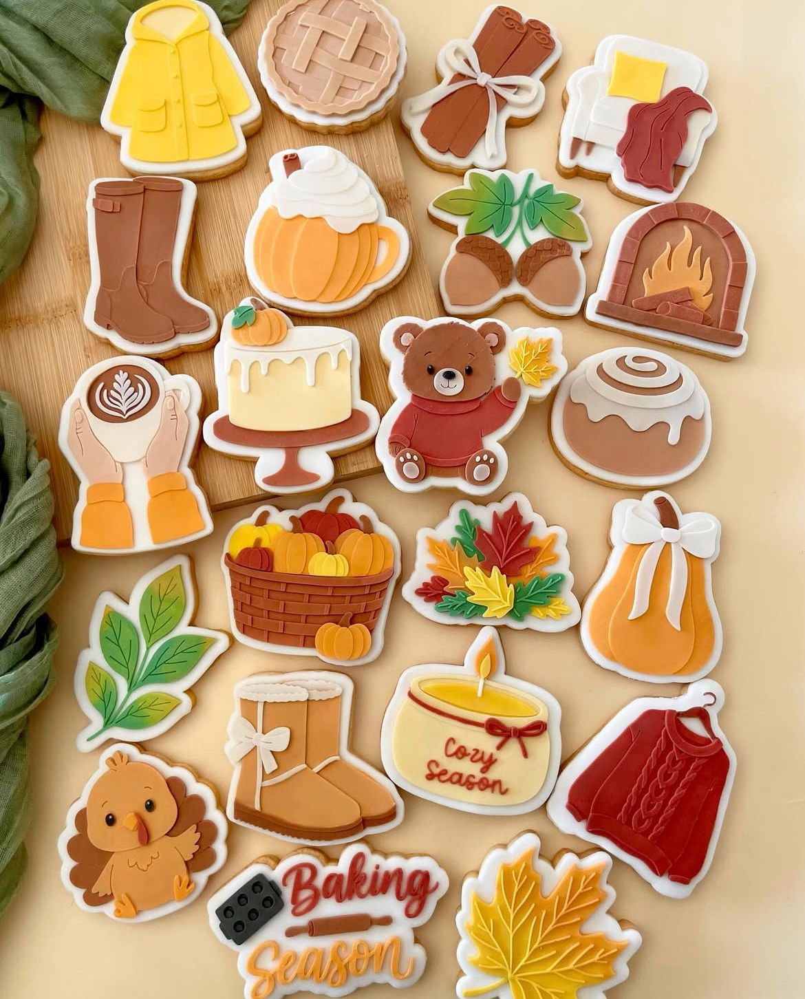 HERBST (2) Ausstechform und Stamp KOLLEKTION