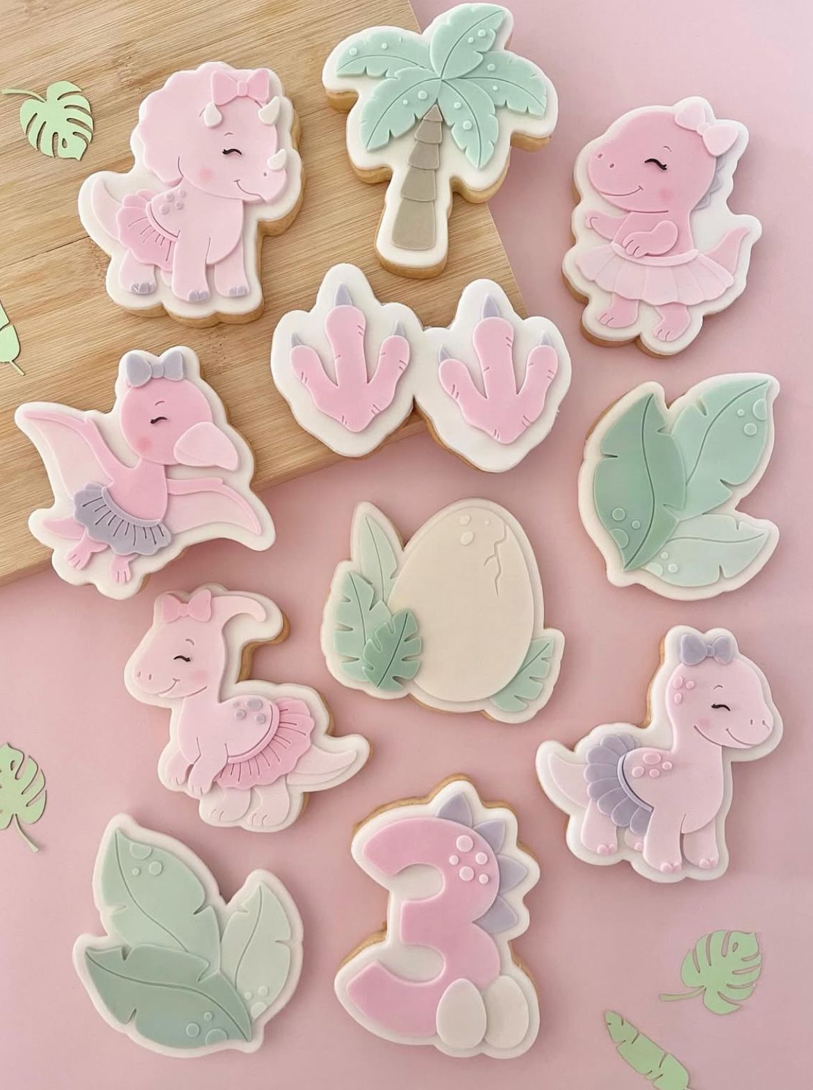 DINO GIRL Ausstechform und Stamp KOLLEKTION