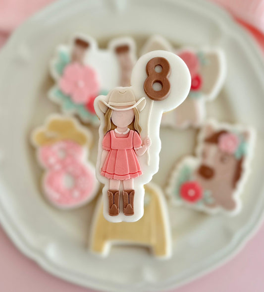 COWGIRL 12 - Cow Girl mit Ballon