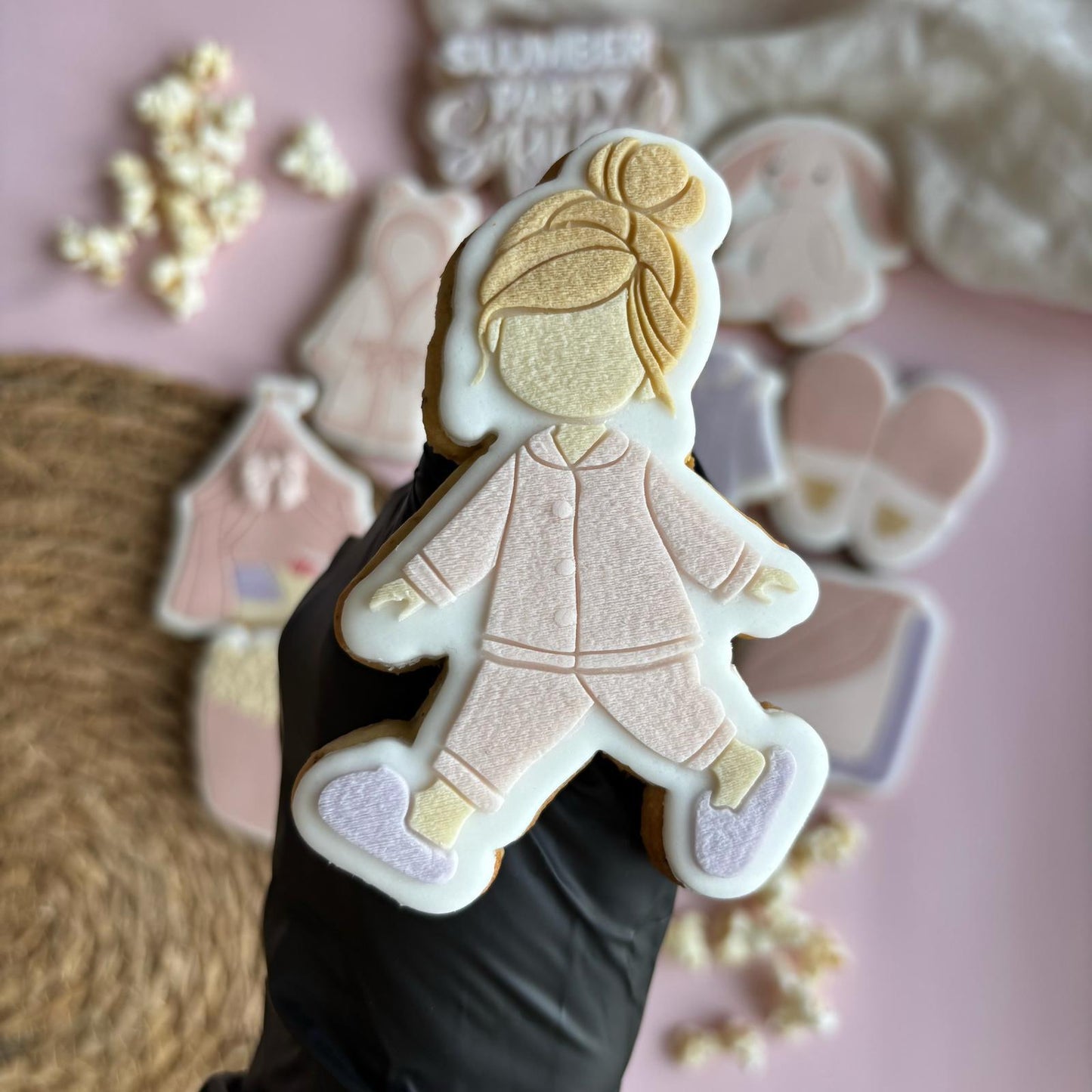 PYJAMAPARTY - 1 Kleines Mädchen (Ausstechform und Stamp)