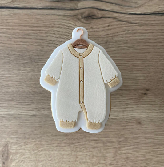 BABY 22 - Babykleid (Ausstechform und Stamp)