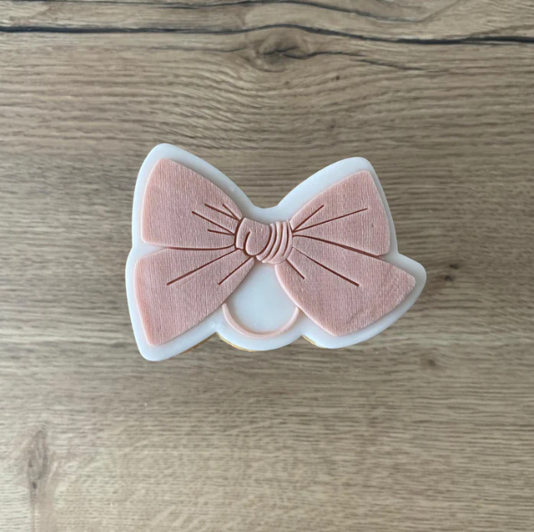 BABY 43 - Schleife (Ausstechform und Stamp)