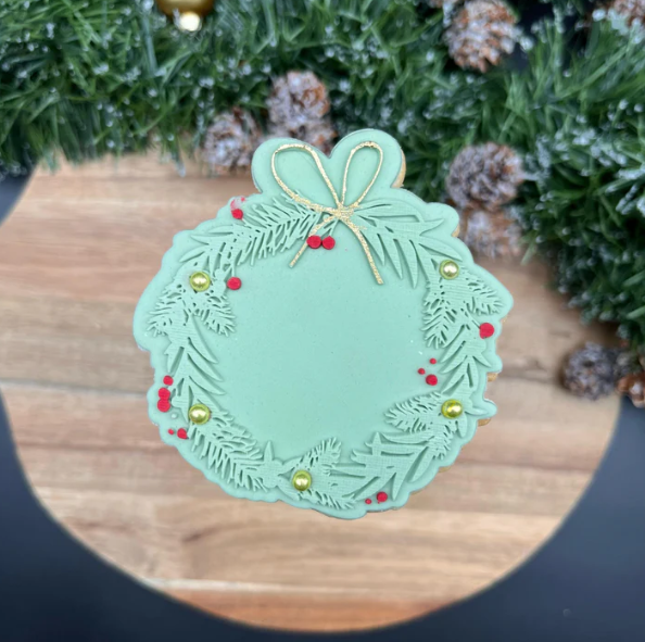 WEIHNACHTEN 45 - Weihnachtskranz (Ausstechform und Stamp)