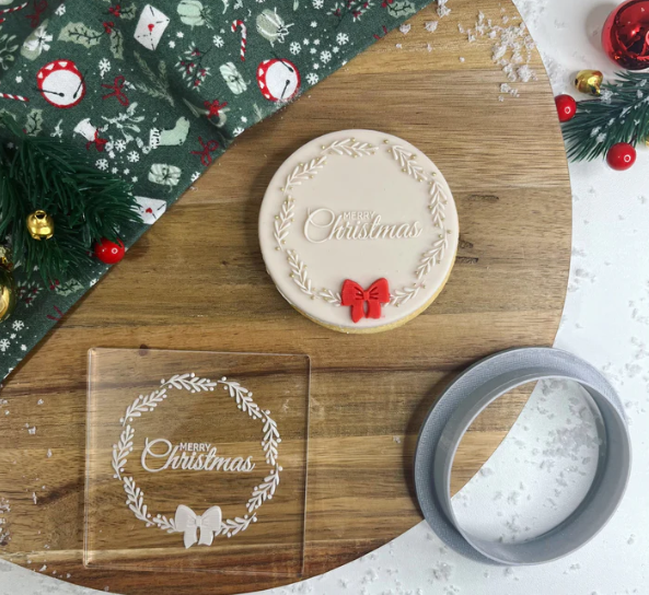WEIHNACHTEN 62 - Merry Christmas Wreath (Ausstechform und Stamp)