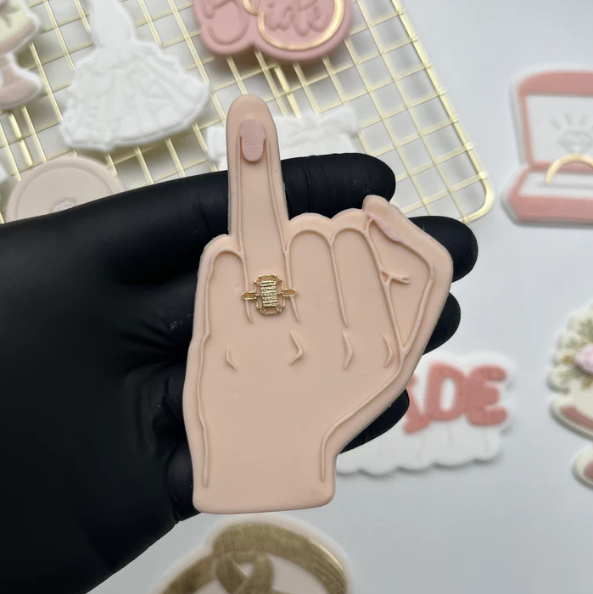 HOCHZEIT 24 - Ringfinger (Ausstechform und Stamp)