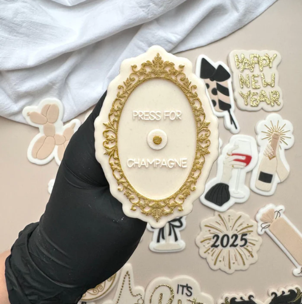NEW YEAR 2025 10 - Press for Champagne (Ausstechform und Stamp)