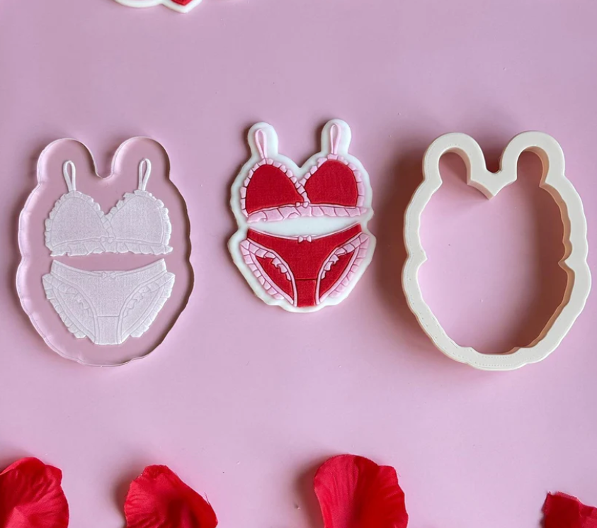 VALENTINSTAG 41 - Unterwäsche (Ausstechform und Stamp)