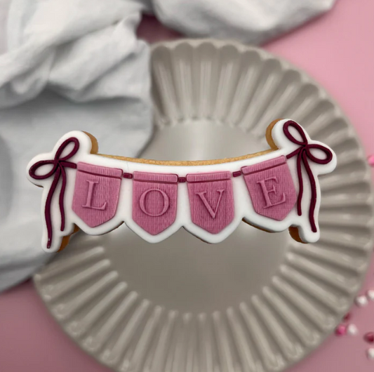 VALENTINSTAG 61 - Love (Ausstechform und Stamp)