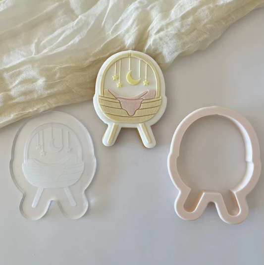MUTTERTAG - 57 Babybett (Ausstechform und Stamp)