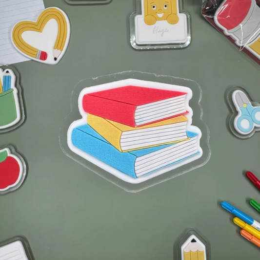 SCHULE / SCHOOL 32 - Bücher (Ausstechform und Stamp)