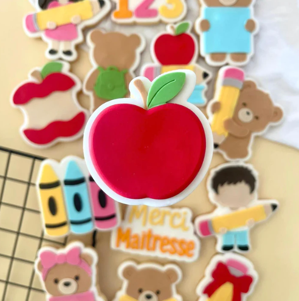 SCHULE / SCHOOL 1 - Mini-Apfel (Ausstechform und Stamp)
