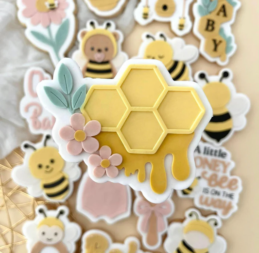 BABY-BIENE 13 - Bienenwabe (Ausstechform und Stamp)