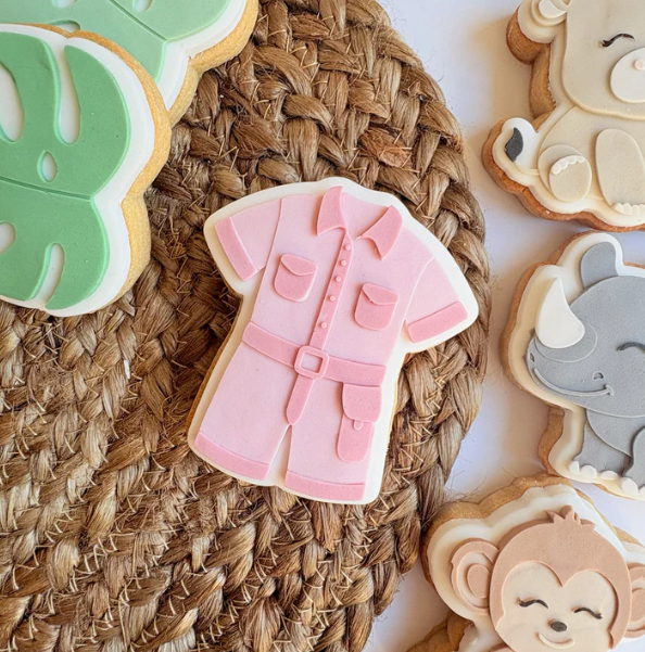 SAFARI (2) 17 - Safari-Kostüm (Ausstechform und Stamp)