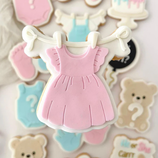 GENDER REVEAL 4 - Mädchenkleid (Ausstechform und Stamp)