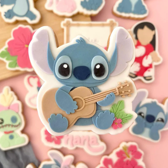 STITCH 10 - Stitch-Gitarre (Ausstechform und Stamp)