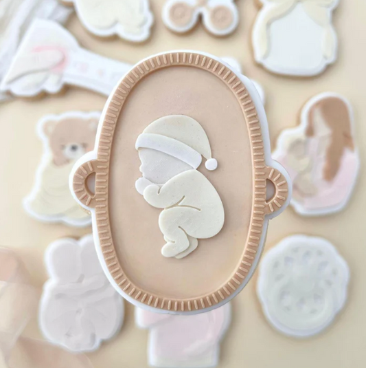 NEW MUM 4 - Babybett (Ausstechform und Stamp)