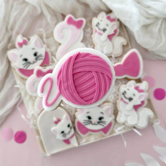 ARISTOCATS 4 - Katzenball