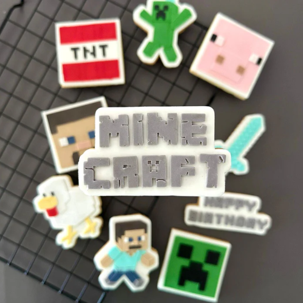 MINECRAFT 1 - Minecraft Logo