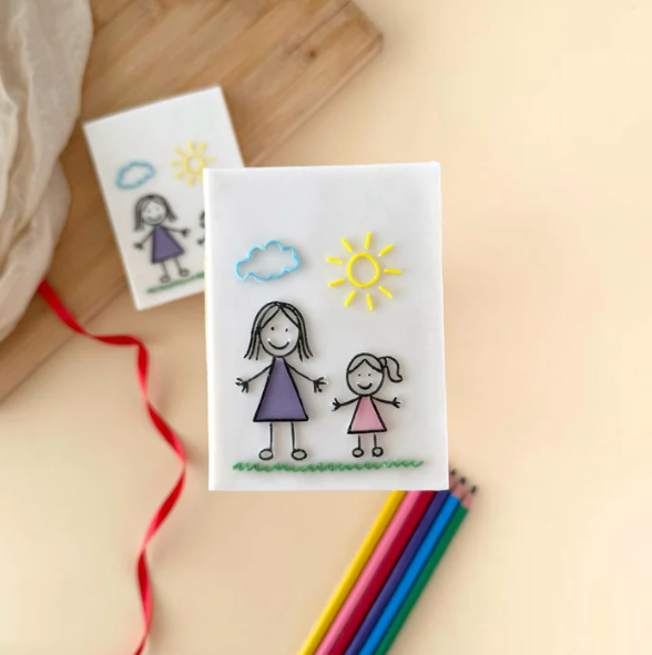 SCHULE / SCHOOL 58 - Malen mit einem kleinen Mädchen – L