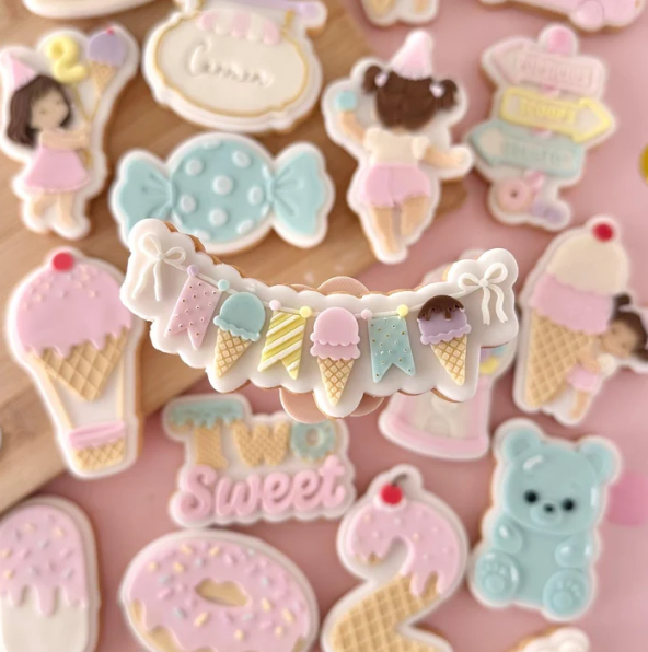 TWO SWEET 3013 - Banner