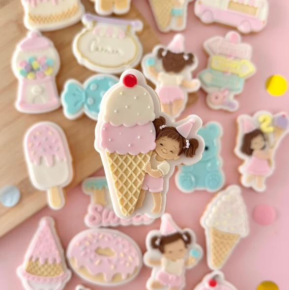 TWO SWEET 3029 - Mädchen mit Eiscreme