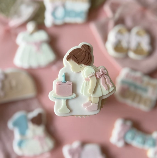 SPECIAL BIRTHDAY 3049 - Mädchen mit Kuchen