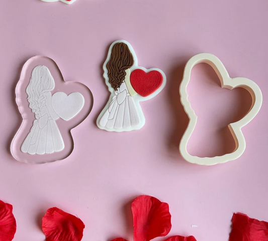 VALENTINSTAG 5 - Mädchen mit Herz 2 (Ausstechform und Stamp)