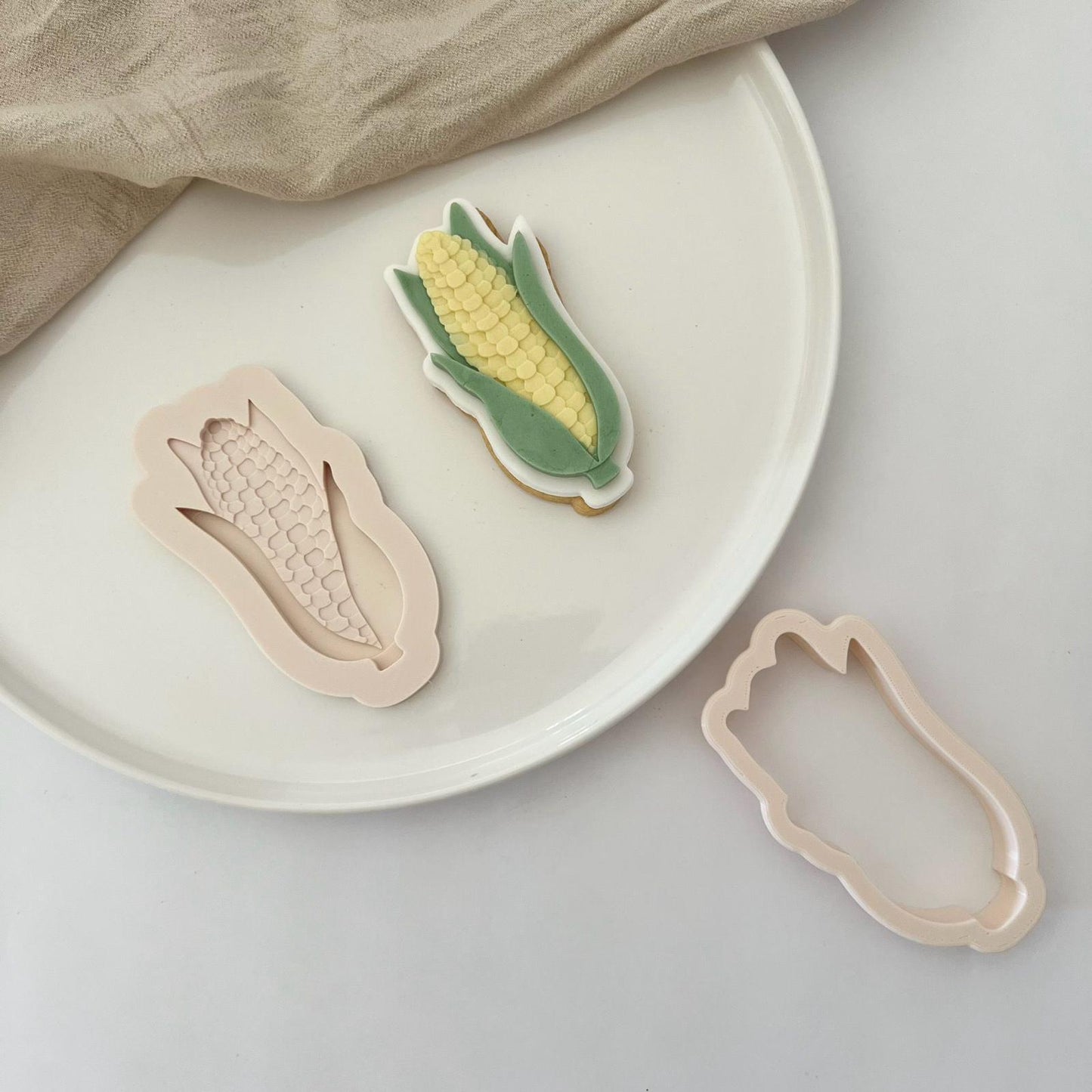 BAUERNHOF (2) 1 - Mais (Ausstechform und Stamp)