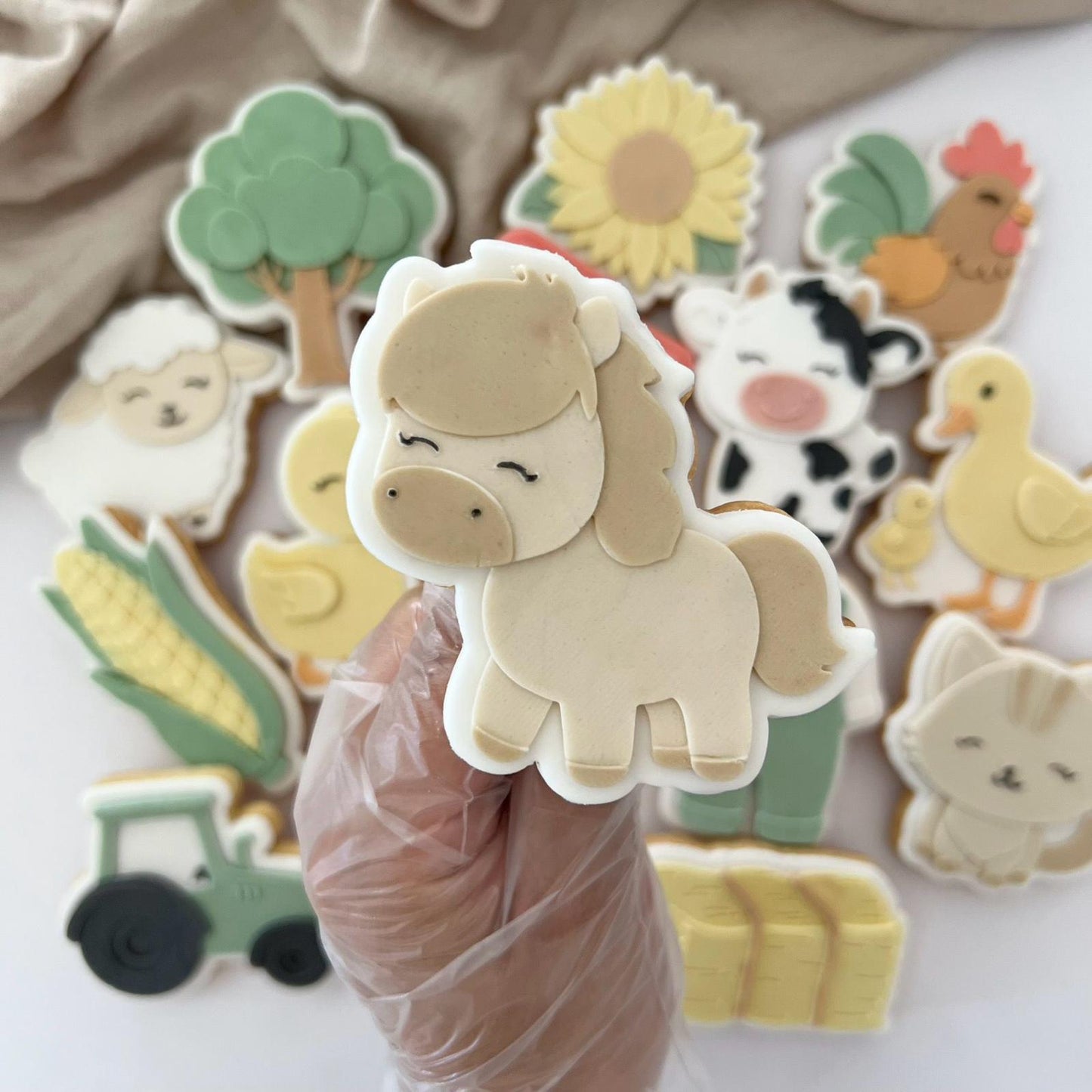 BAUERNHOF (2) 13 - Pferd (Ausstechform und Stamp)